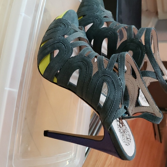 Women's heels - Picture 2 of 2